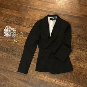Women’s One Button Black Blazer